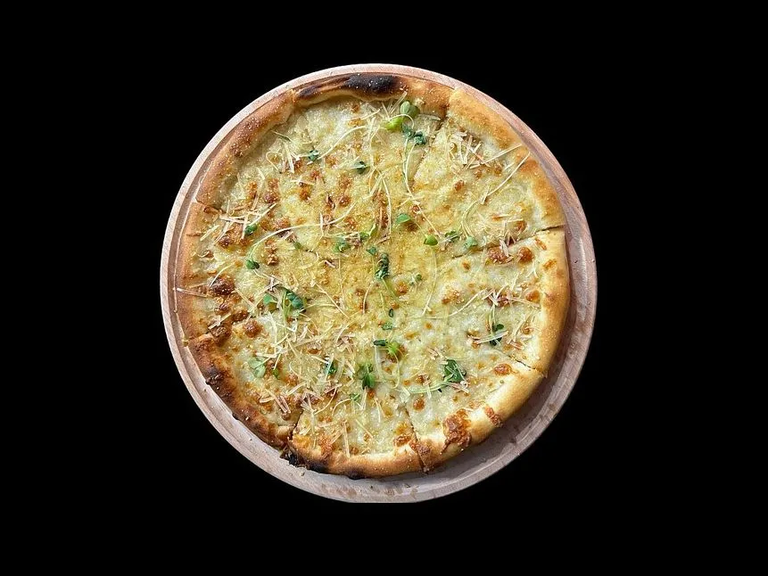 Піца чотири сира